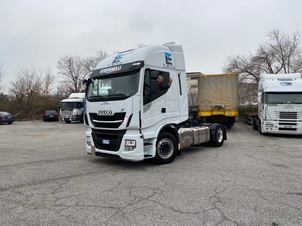 motrice bianca t-eva srl
